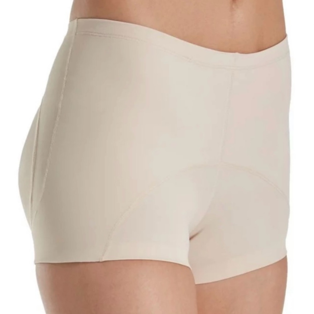 2/$30 💥 Annette faja firm beige control boyshort with rear lift size small